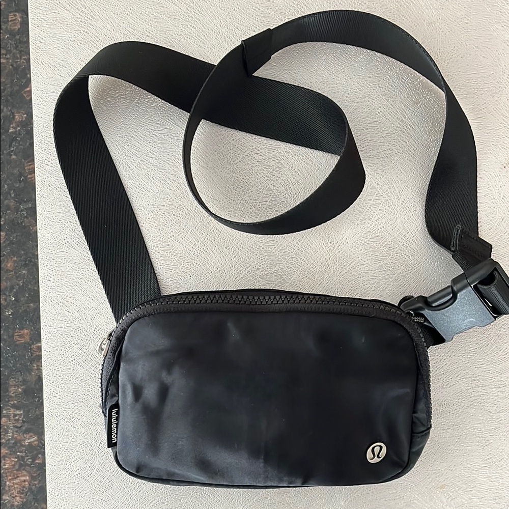 lululemon athletica Black Belt Bag